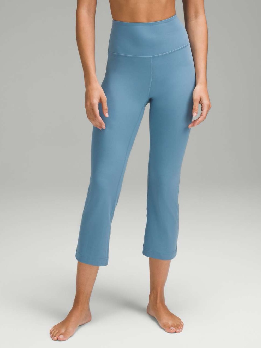 🍋 Lululemon Groove Super-High-Rise Flared Crop